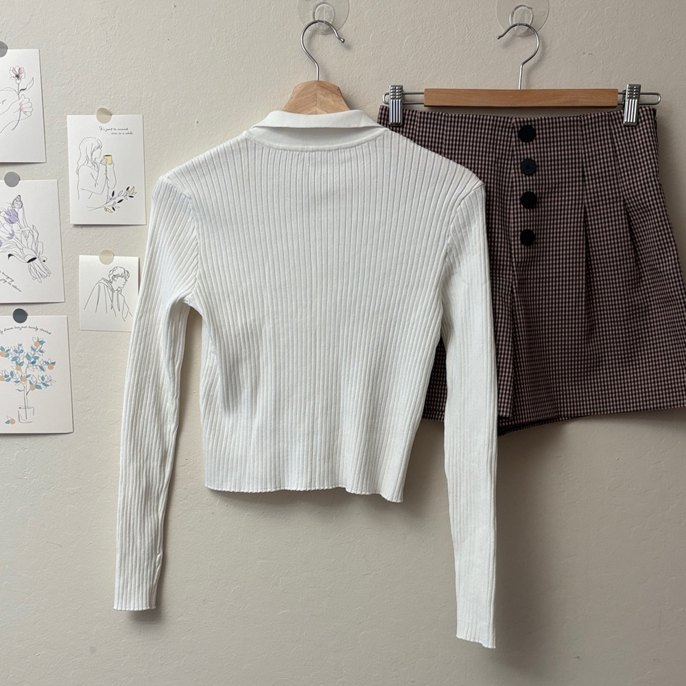 White Ribbed Zip-Up Sweater - Picture 5 of 5
